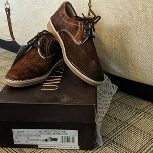 Oxford shoes
